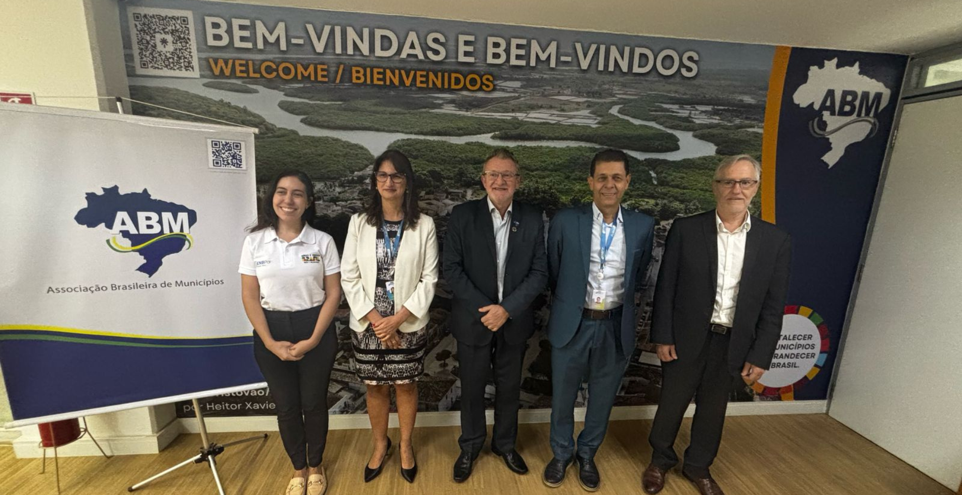 Leia mais sobre o artigo ENBPar apresenta programas de governo para Associação Brasileira de Municípios